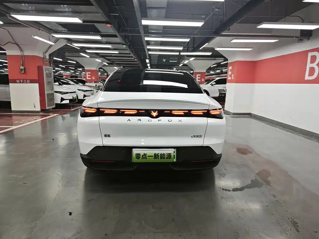 Arcfox Alpha S5 2024 708MAX 200kW