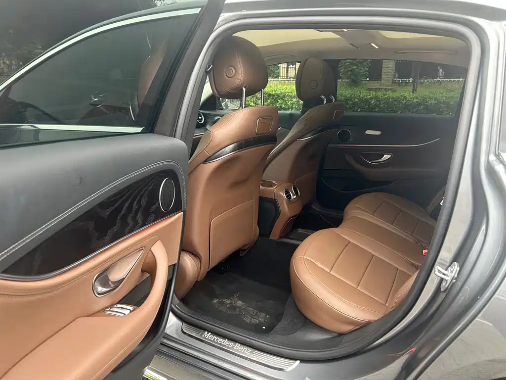 Mercedes-Benz E-Class 2016 E 200 L Sport