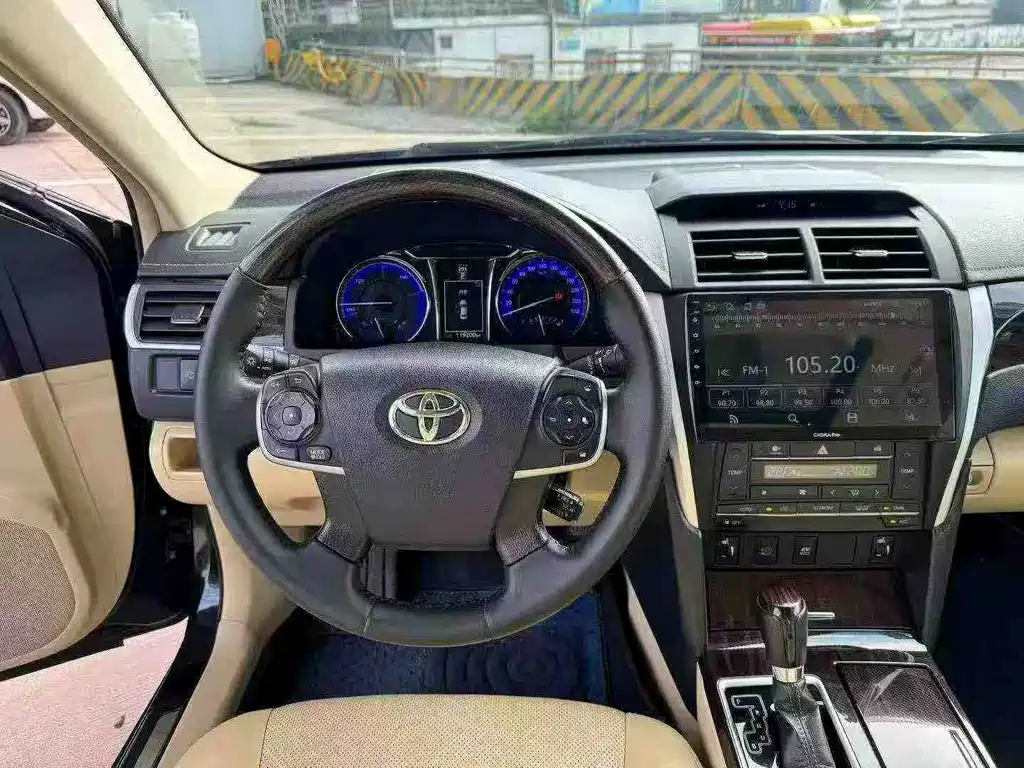Camry 2016 Hybrid 2.5HG 10th Anniversary Luxury Navigation Edition