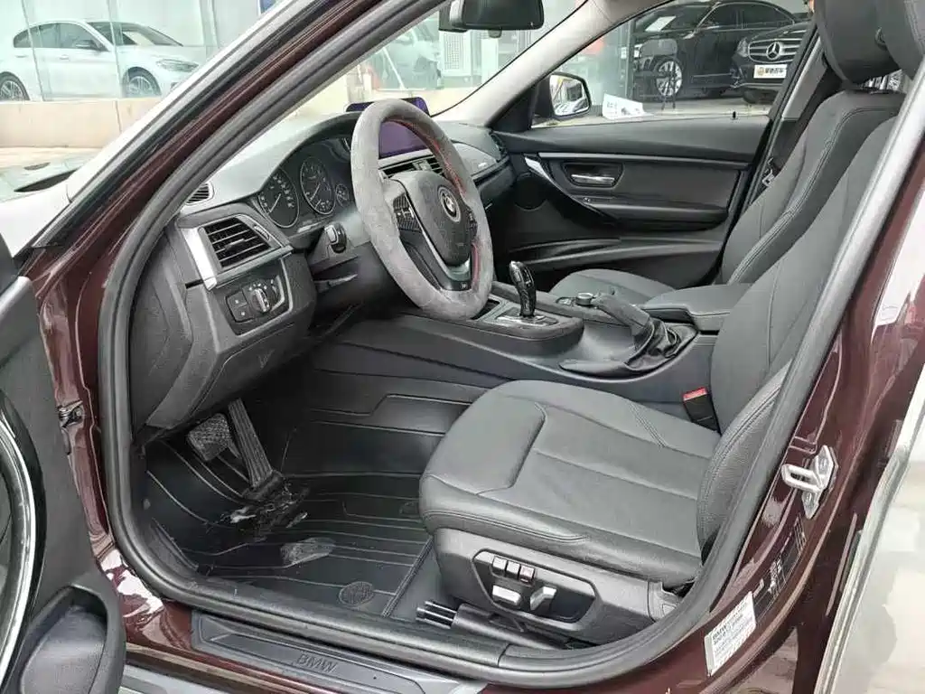 BMW 3 Series 2017 318Li Fashion Edition