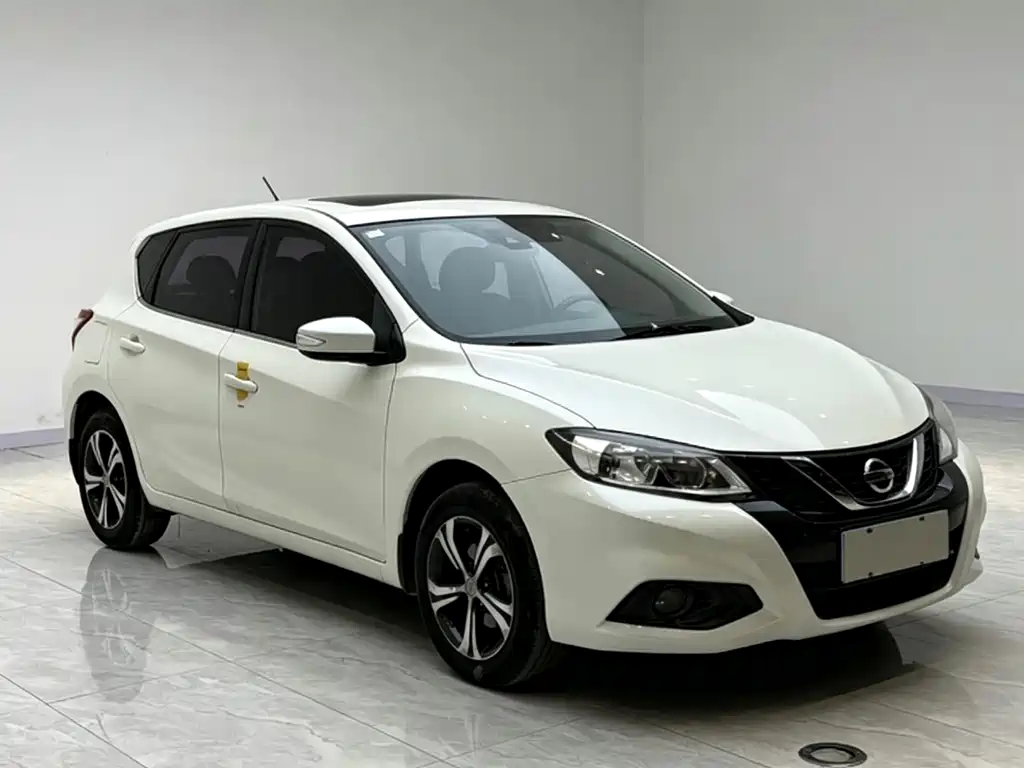 Nissan Tiida 2016 1.6L CVT Smart Edition