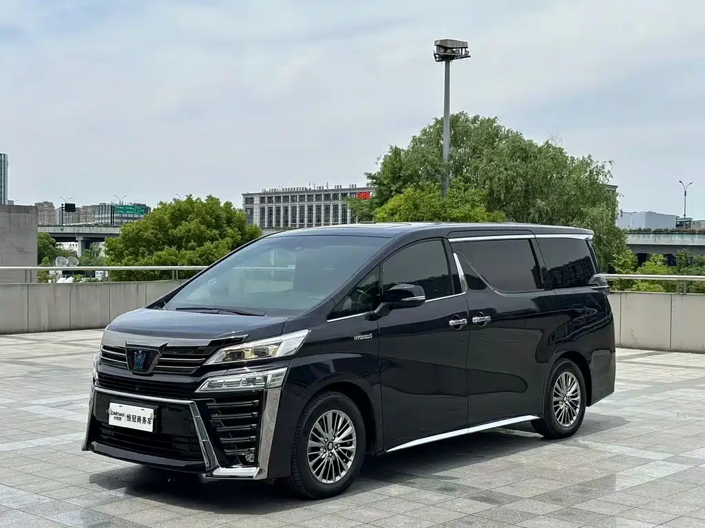 Toyota Vellfire 2023 Crown Hybrid 2.5L HV Supreme Edition