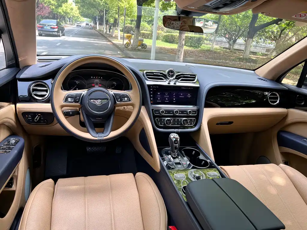 Bentayga 2024 4.0T V8