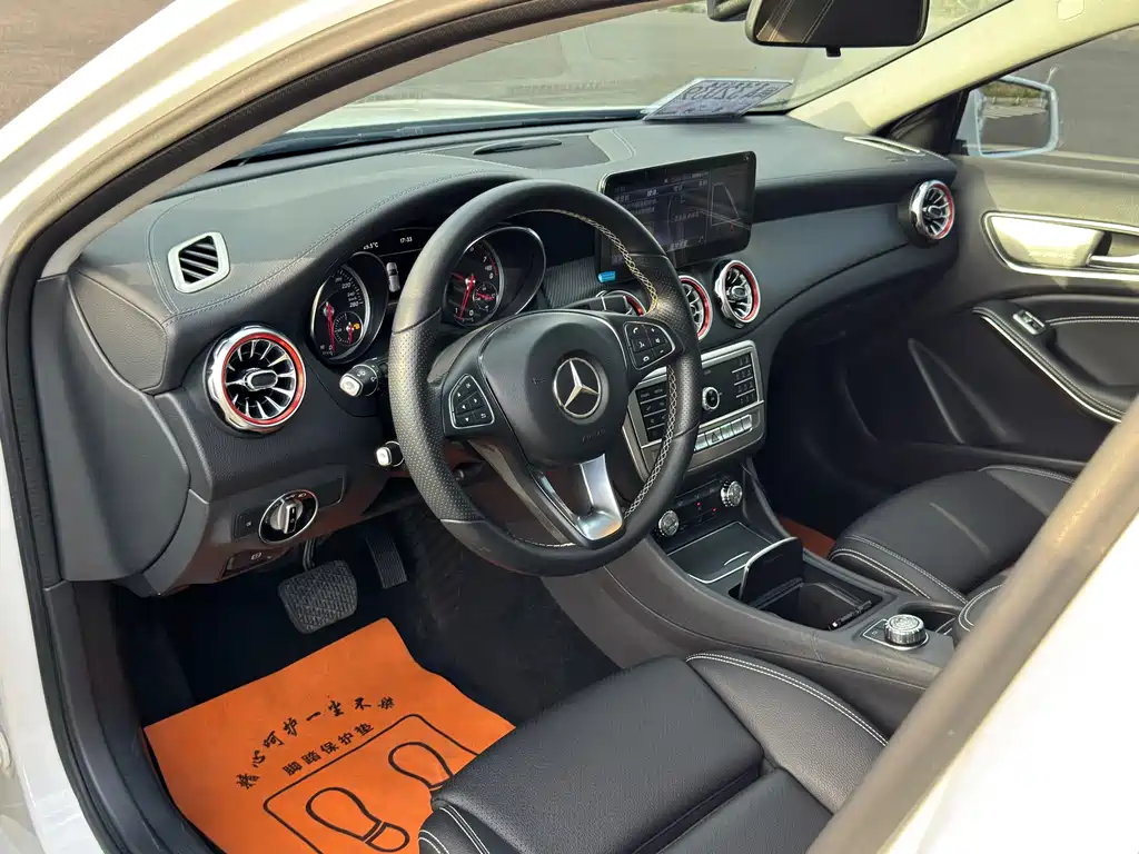 Mercedes-Benz GLA 2018 GLA 200 Fashion Edition