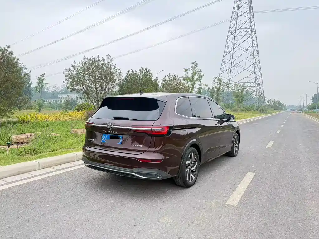 Viloran 2020 330TSI Luxury Edition