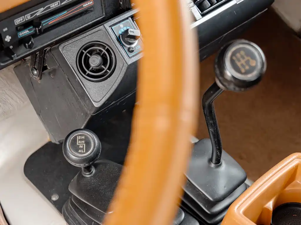 Jeep Wrangler 1995 4.0L Manual