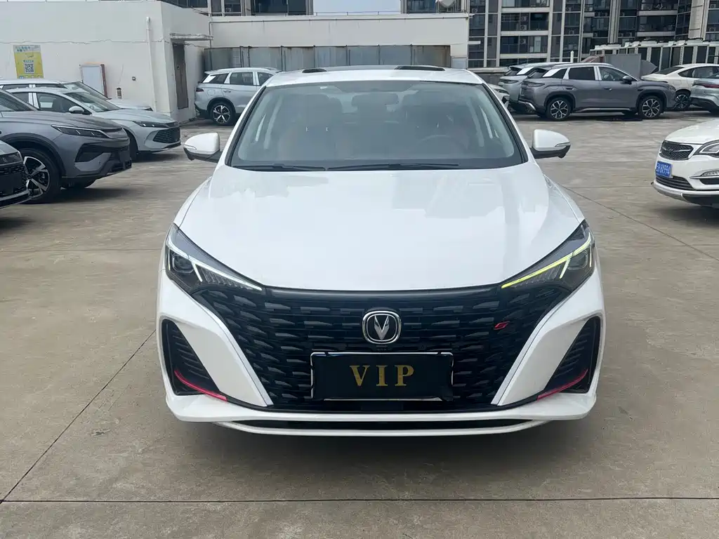 Changan Eado PLUS 2023 Blue Whale NE 1.4T GDI DCT Premium Edition