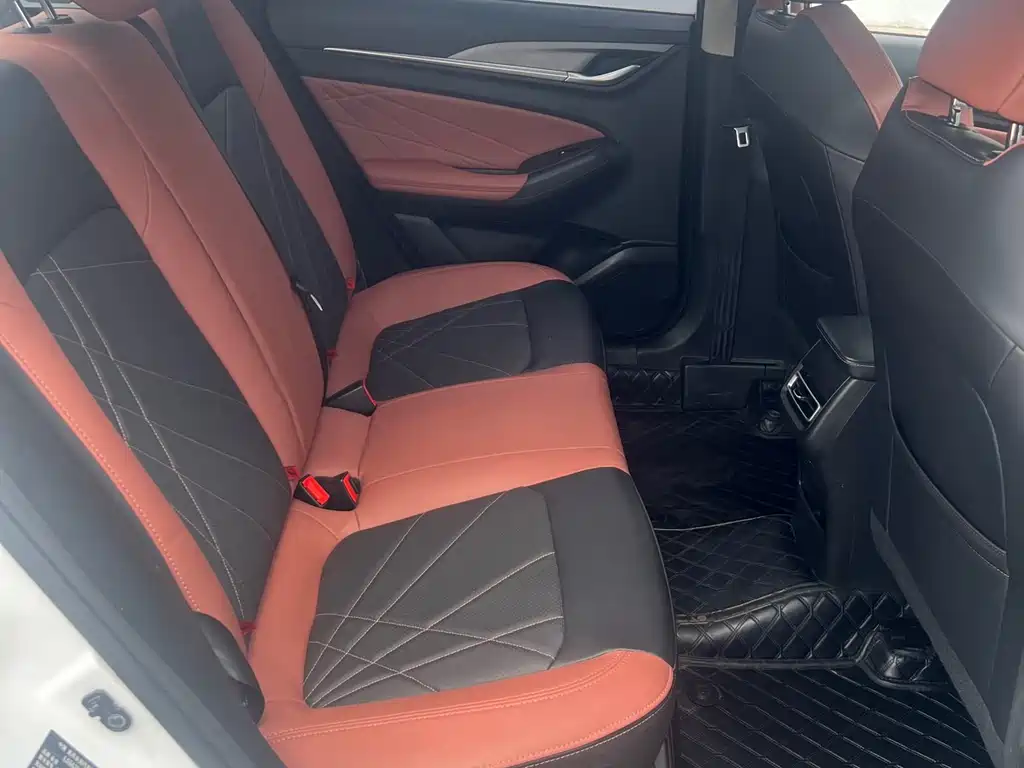 Changan Eado PLUS 2023 Blue Whale NE 1.4T GDI DCT Premium Edition