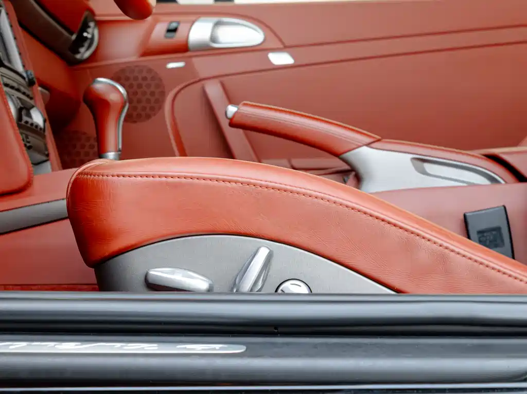 Porsche 911 Carrera 4 Cabriolet