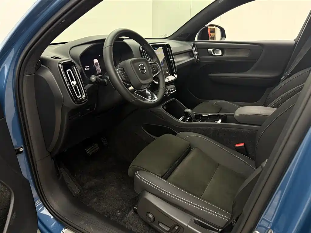 Volvo C40 2023 Long Range