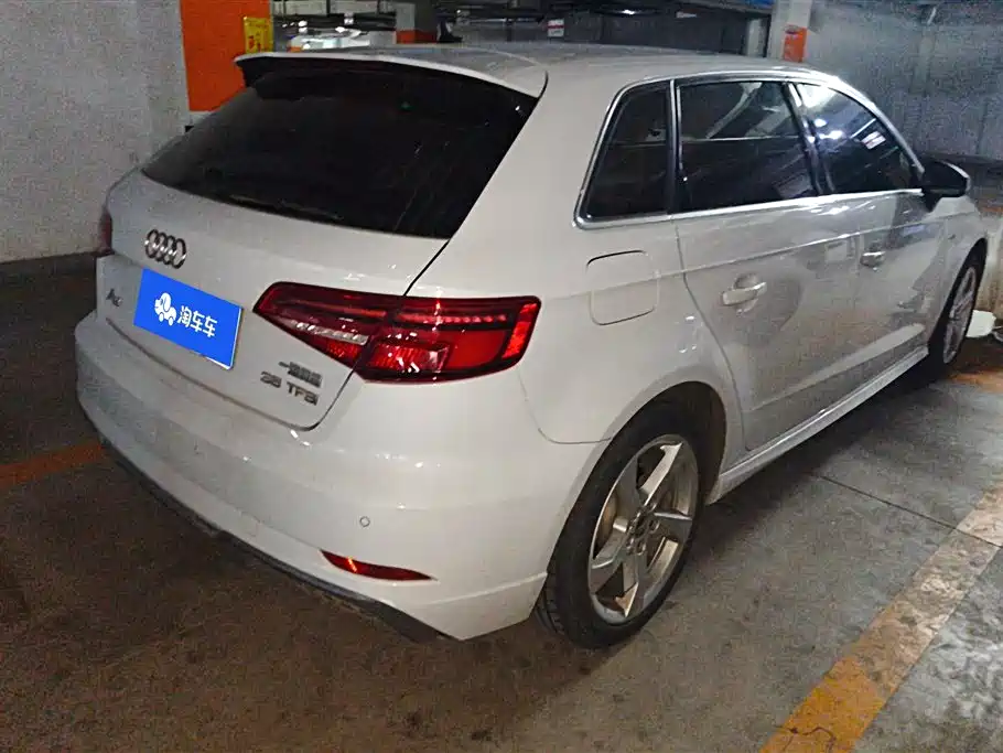 Audi A3 2019 Sportback 35 TFSI Fashion