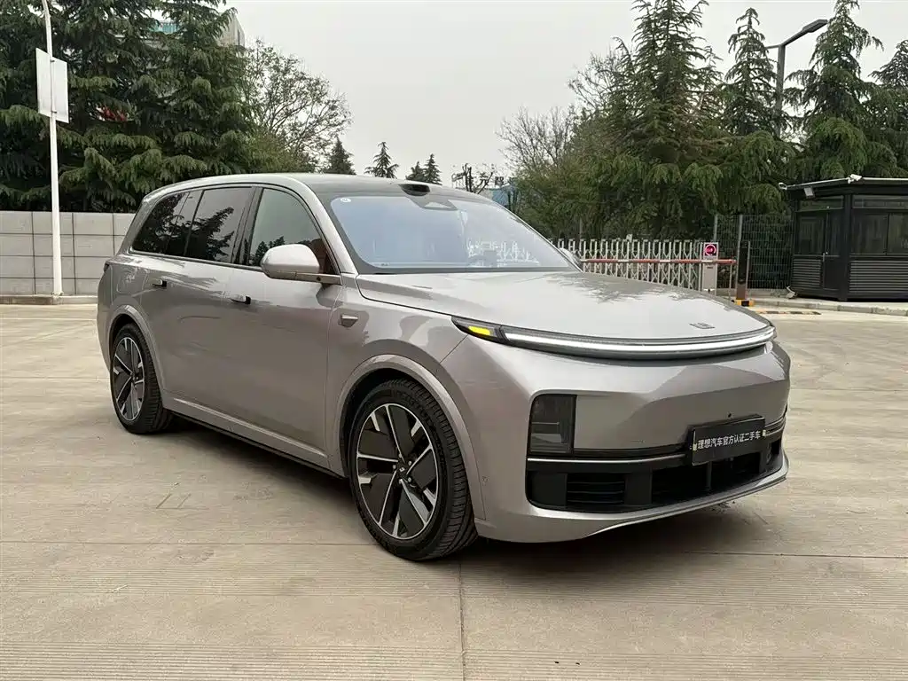Li Auto L9 2025 Ultra Smart Refresh Edition