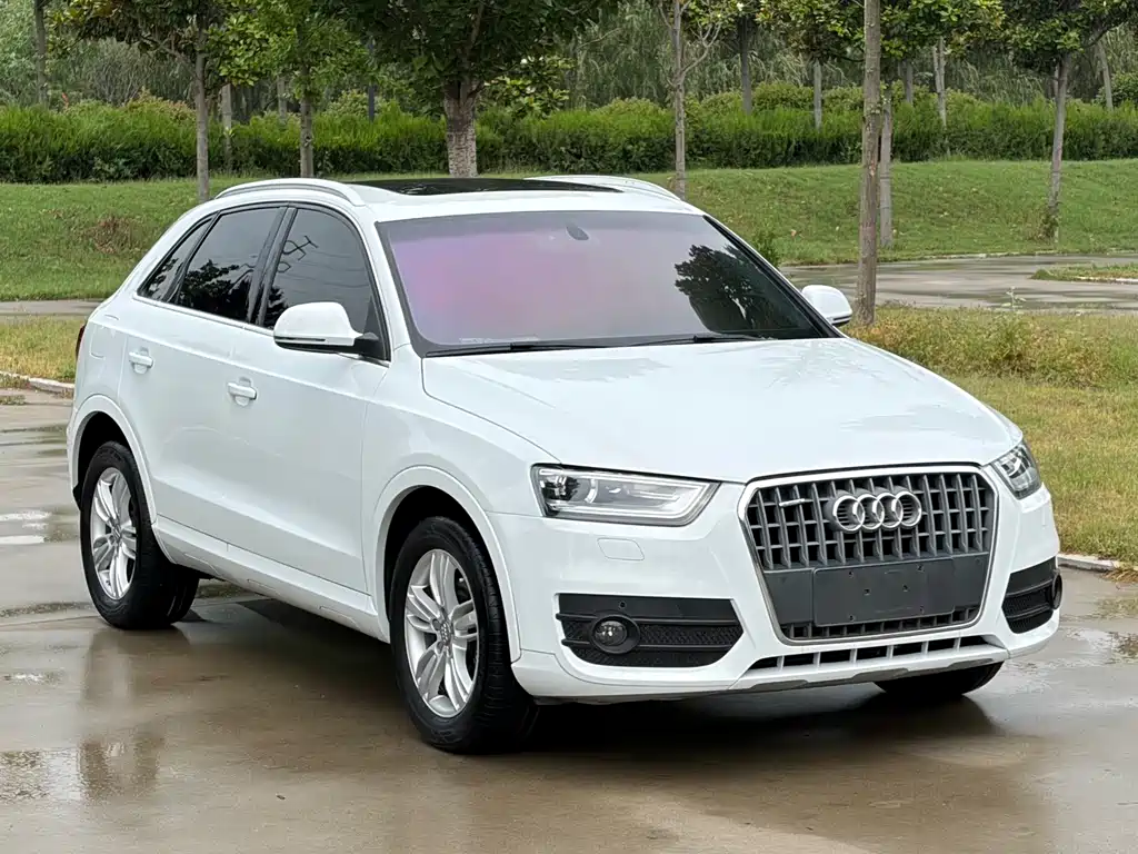 Audi Q3 2015 35 TFSI quattro Technik