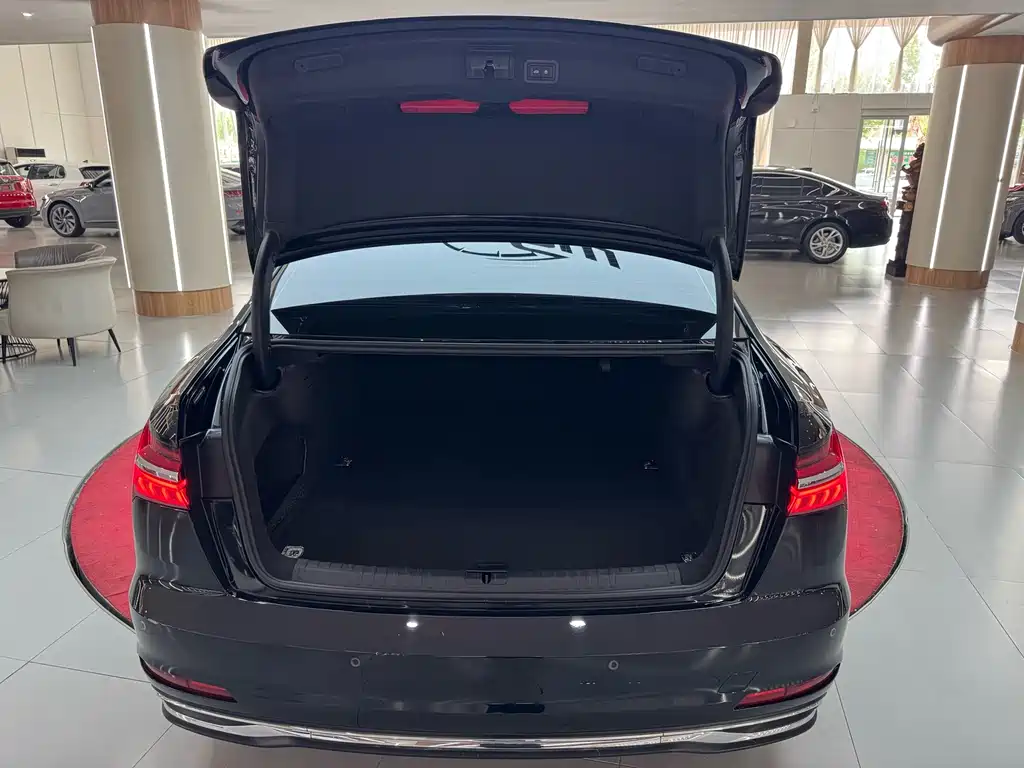 Audi A6L 2023 45 TFSI quattro Zhenxuan Zhiya Edition