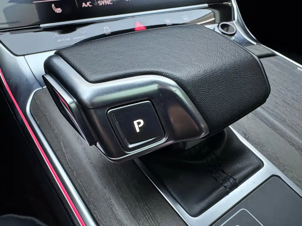 Audi A6L 2023 45 TFSI quattro Zhenxuan Zhiya Edition