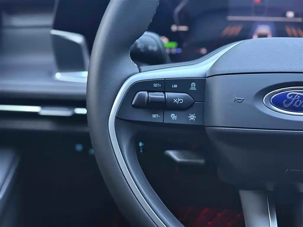 Ford Edge L 2026 2.0T EcoBoost Hybrid FWD 7-Seater Luxury
