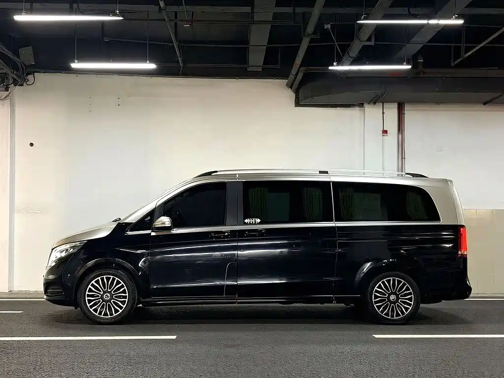 Mercedes-Benz V-Class 2017 V 260 L Exclusive Long Wheelbase