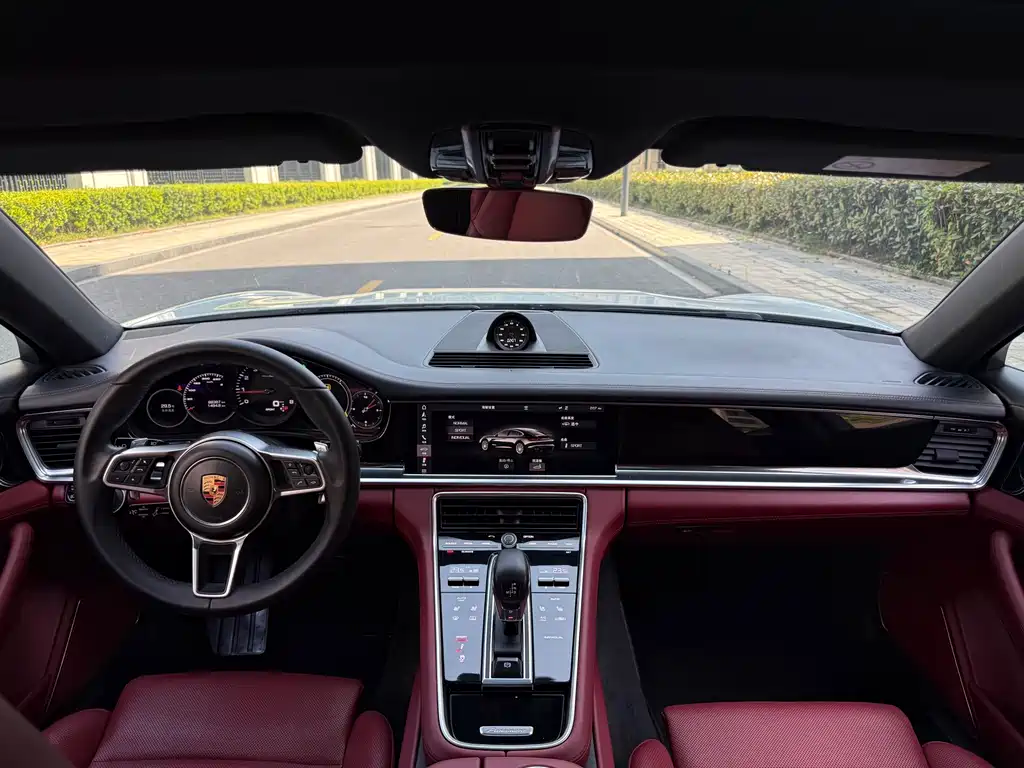 2017 Porsche Panamera Executive Long Wheelbase 3.0T