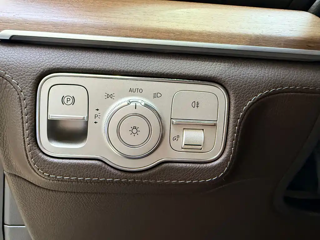 Mercedes-Benz GLS 450 4MATIC Luxury