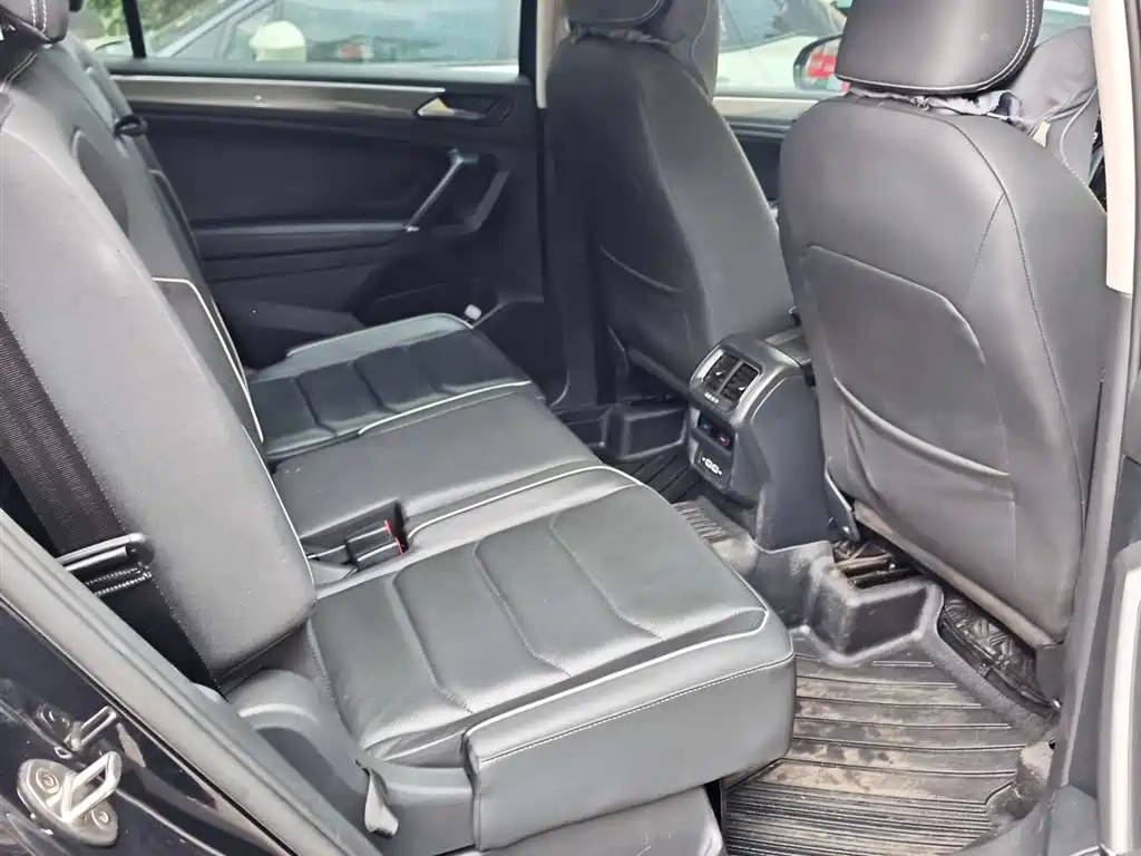 Volkswagen Tiguan L 2021 380TSI AWD R-Line Flagship 7-Seater