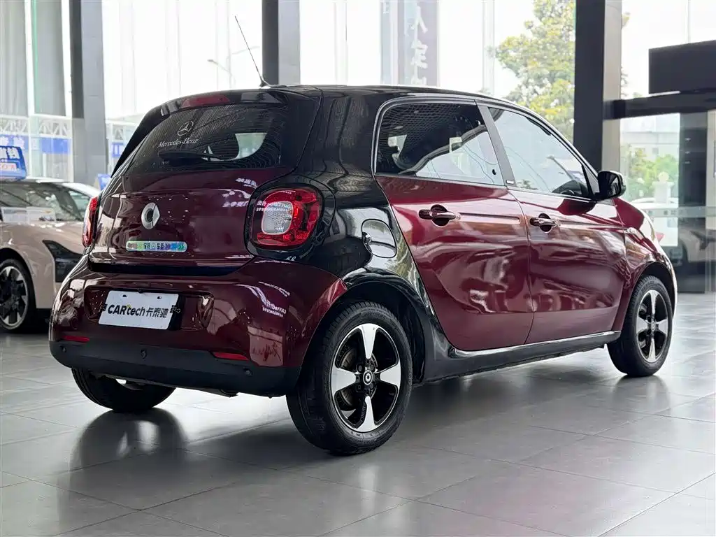 smart forfour 2018 0.9T 66kW Pioneer Edition