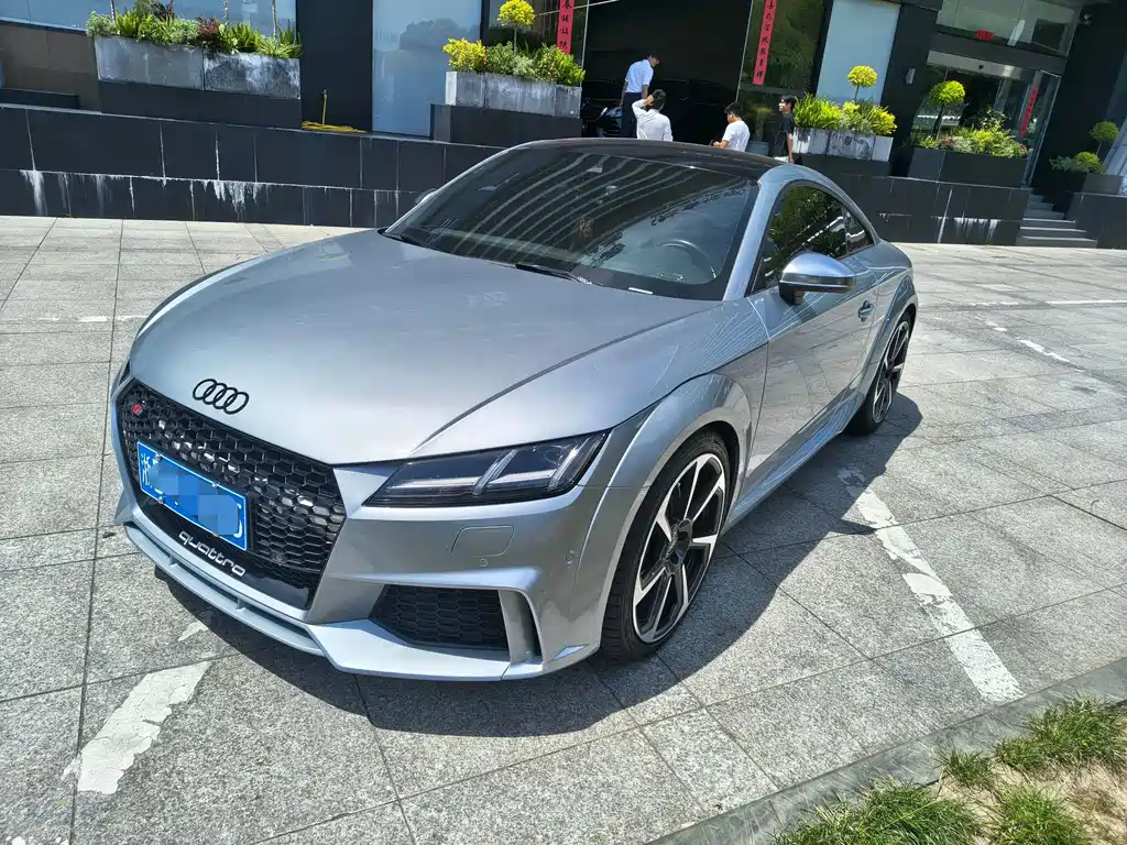 Audi TTS 2017 TTS Coupe 2.0TFSI quattro