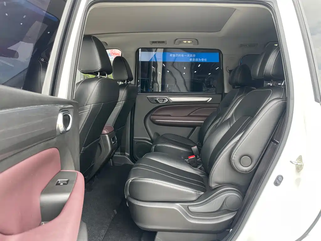 GAC Trumpchi M6 2021 PRO 270T DCT Premium Edition