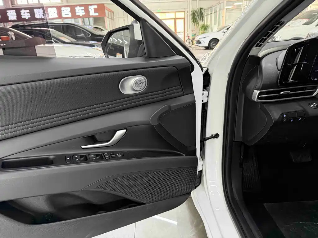 Elantra 2023 1.5L CVT GLX Elite Edition