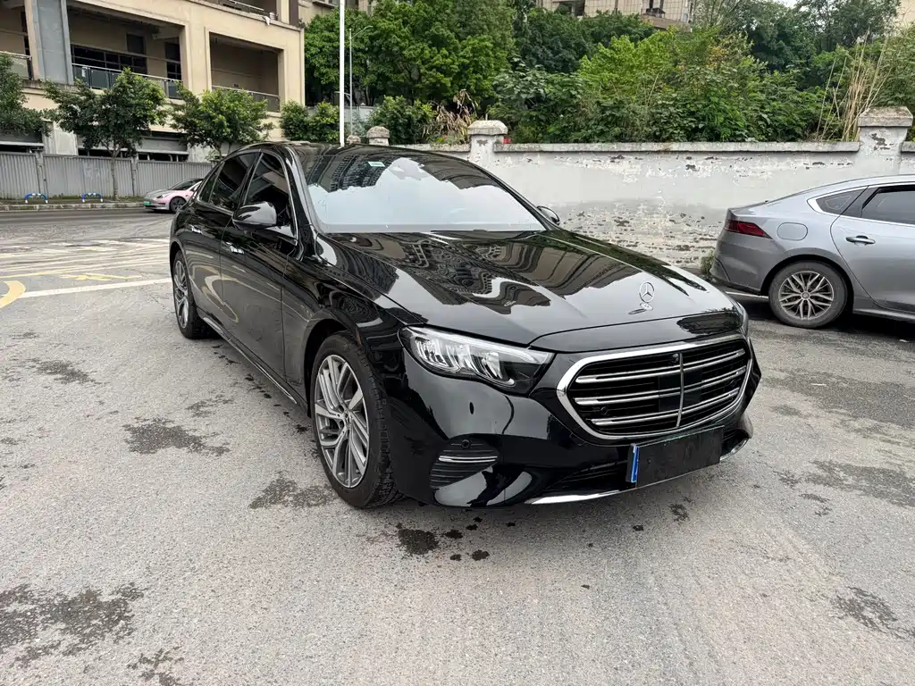Mercedes-Benz E-Class 2024 E 300 L Fashion Edition