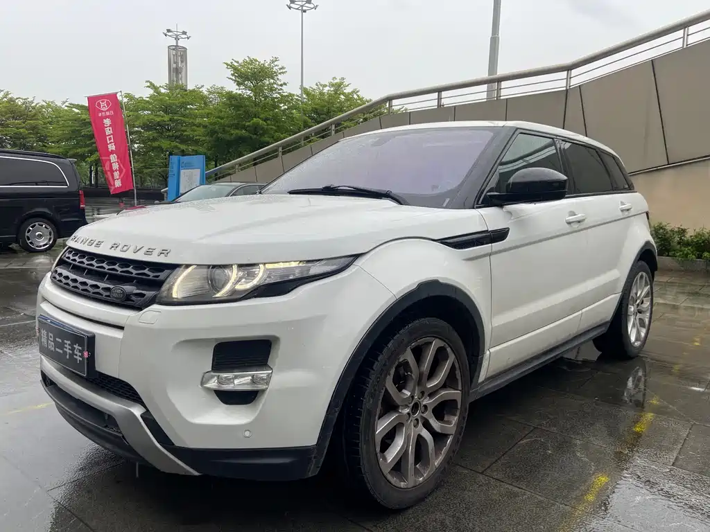 Range Rover Evoque (Import) 2014 2.0T 5-door Dynamic Edition