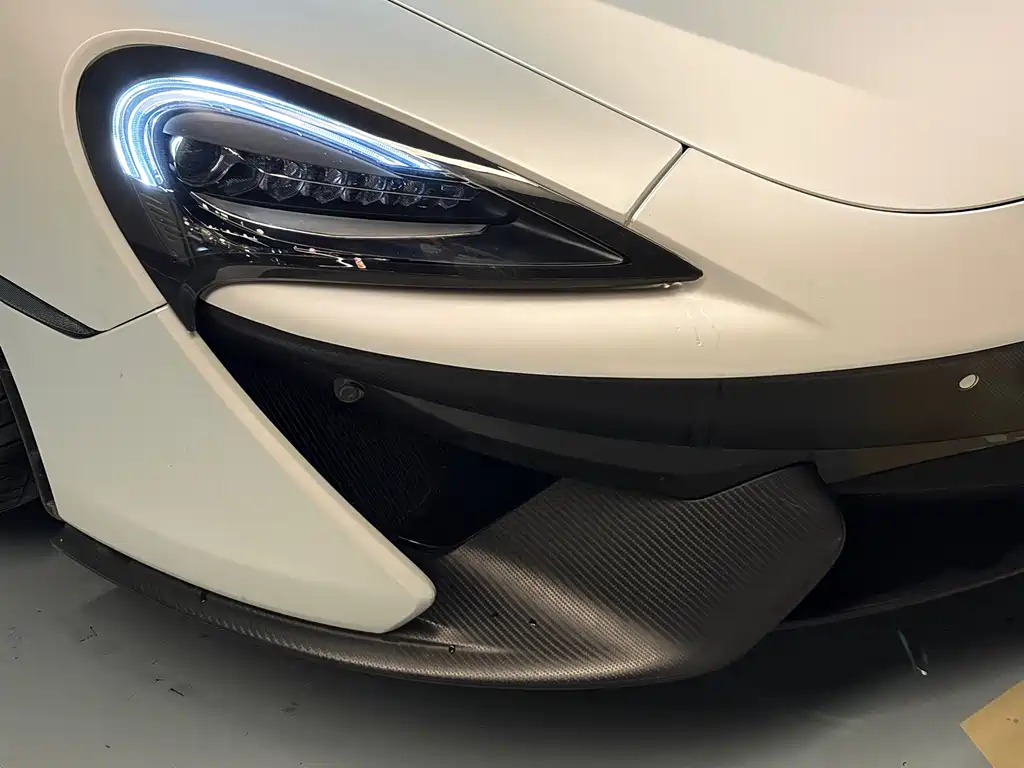 McLaren 570S 2015 model 3.8T Coupe