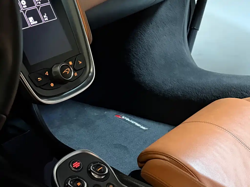McLaren 570S 2015 model 3.8T Coupe