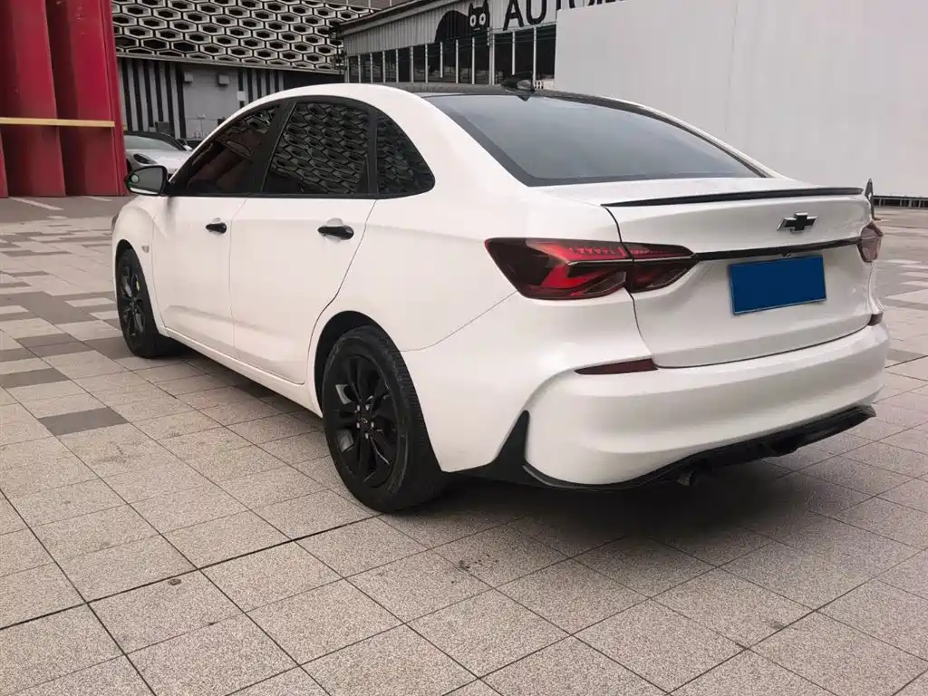 Chevrolet Monza 2019 RS 330T Auto Enjoy Edition China VI