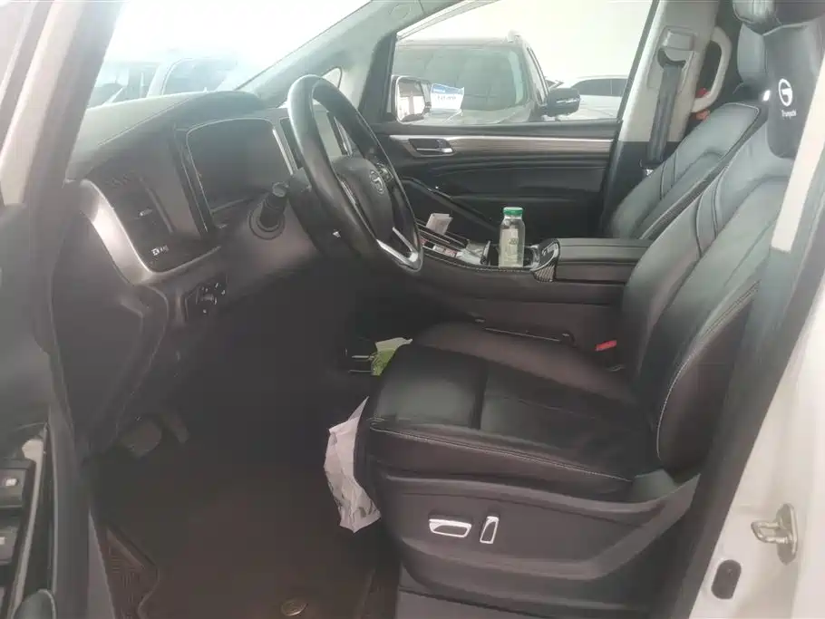 GAC Trumpchi M8 2023 Leader Series 390T Premium Edition