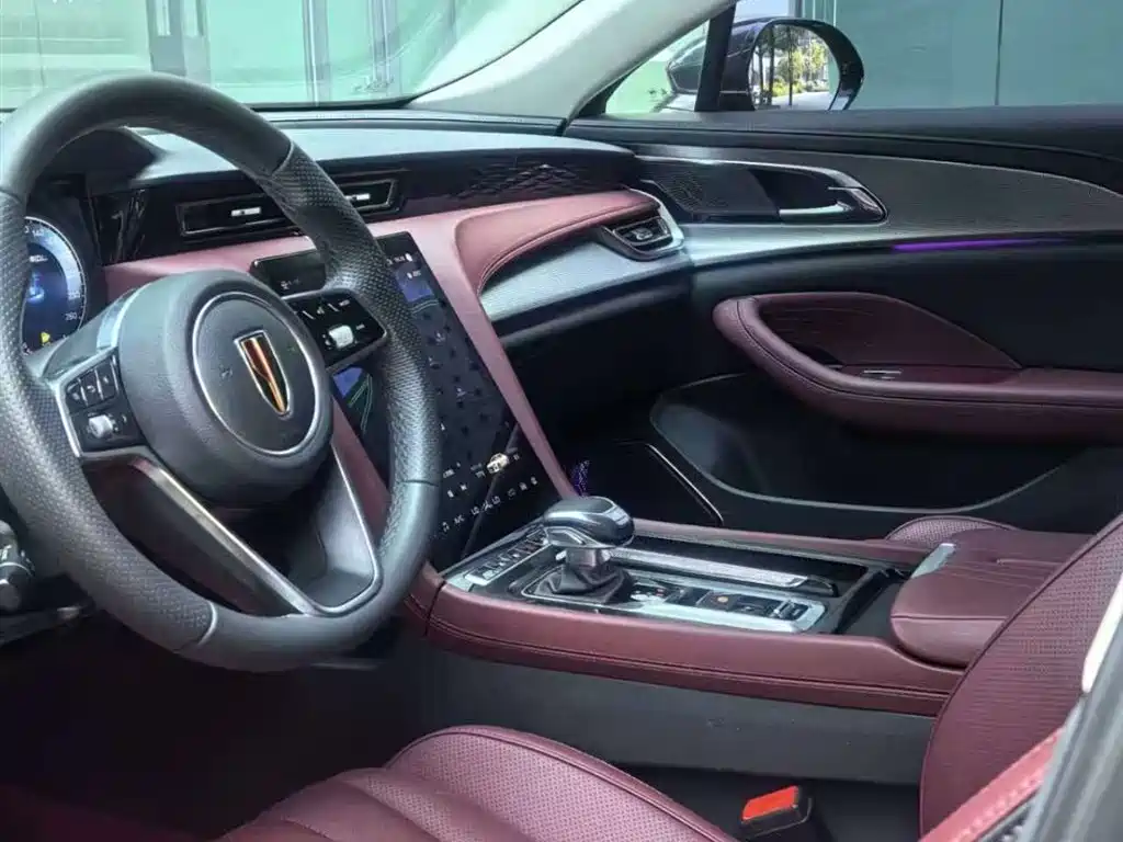 Hongqi H5 2024 2.0T Automatic ZhiLian QiXiang Edition