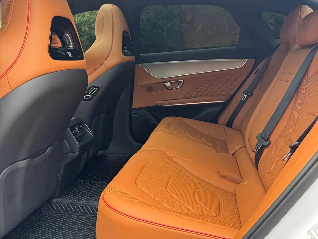 Han 2022 DM-i 121KM Premium Edition