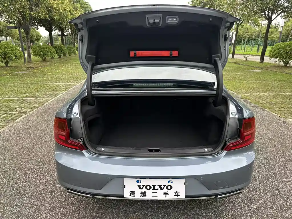 Volvo S90 2019 T5 Inscription