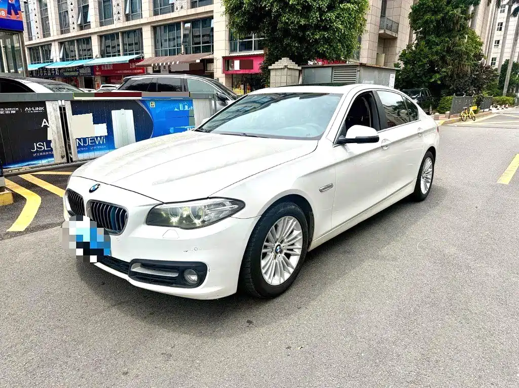 BMW 5 Series 2014 525Li Leading Edition