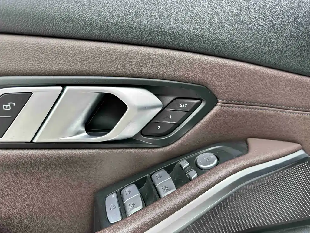BMW 3 Series 2023 320Li M Sport Package - фото 10