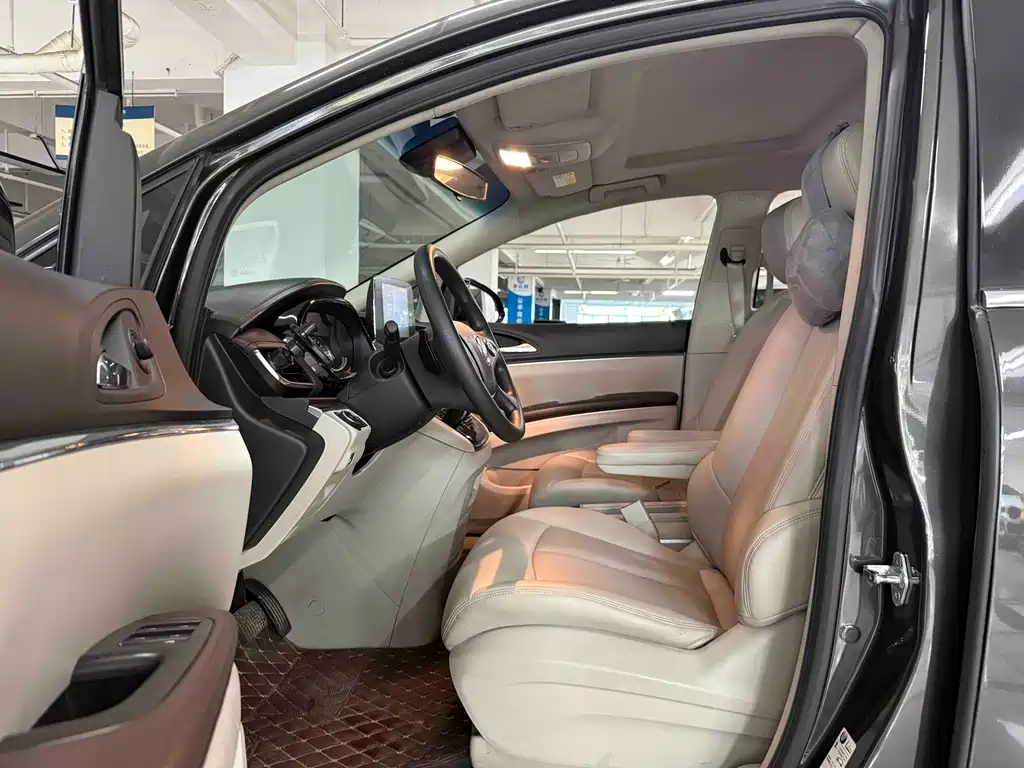 Buick GL8 2021 Land Business Class 652T Comfort Edition