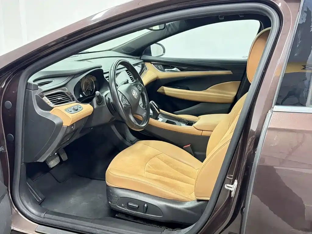 Buick LaCrosse 2018 28T Luxury Edition