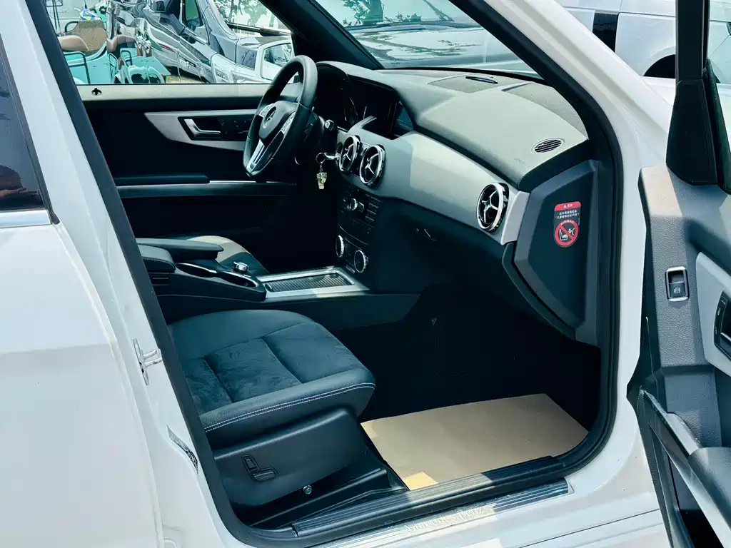 Mercedes-Benz GLK-Class 2015 GLK 260 4MATIC Fashion Edition Ultimate