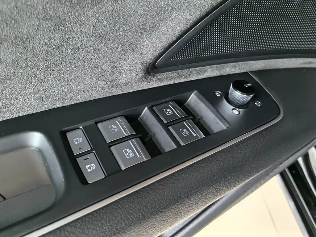 Audi A8L 2021 50 TFSI quattro Comfort
