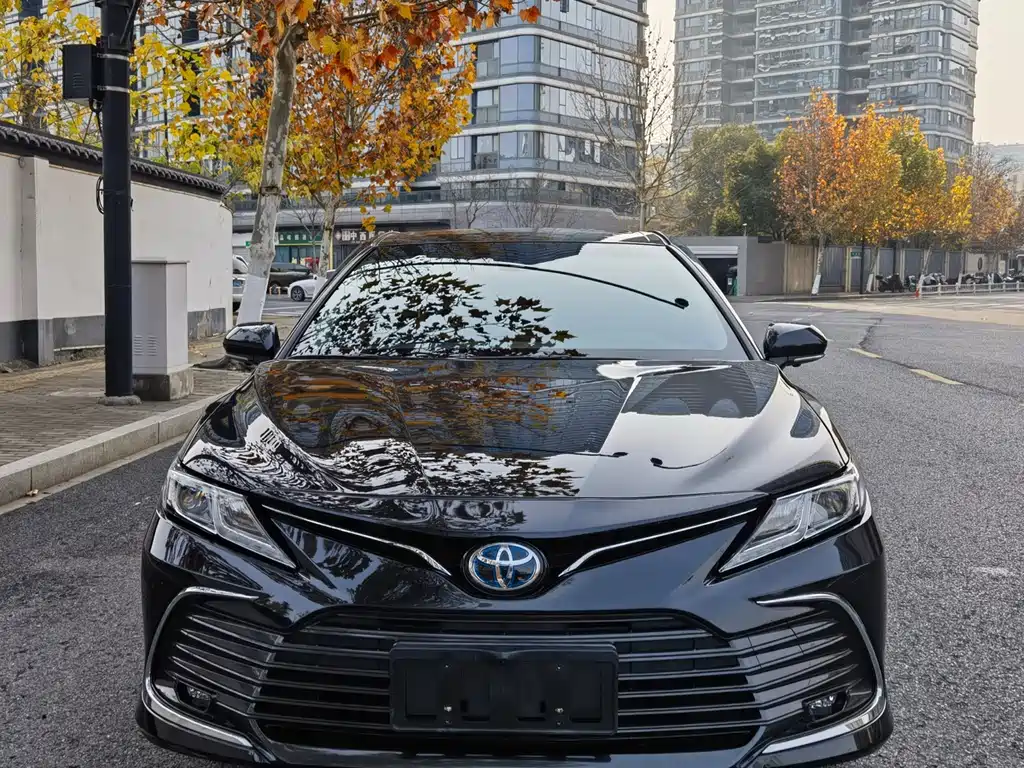 Camry 2023 Hybrid 2.5HGVP Leading Edition