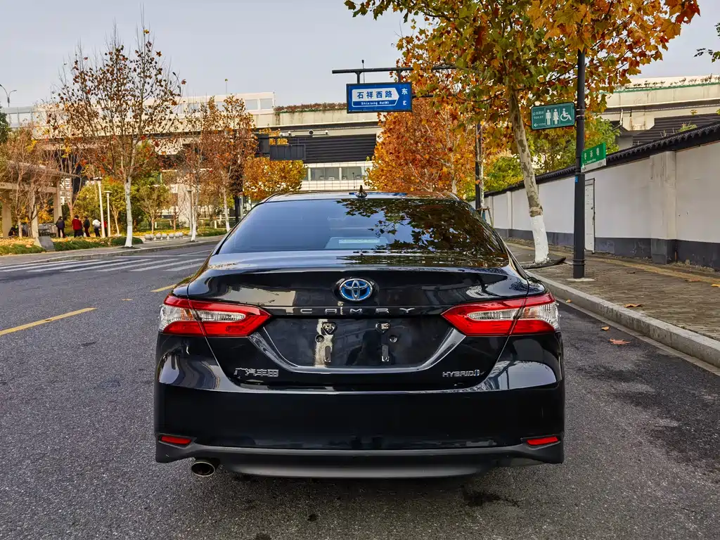 Camry 2023 Hybrid 2.5HGVP Leading Edition