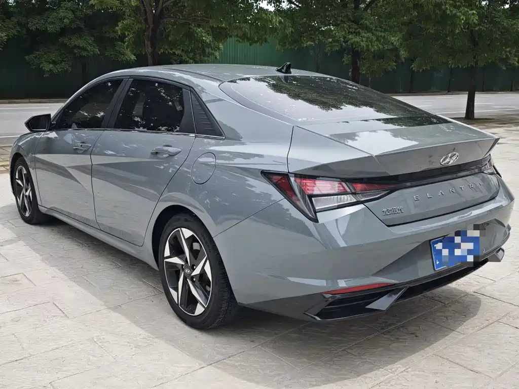 Elantra 2023 1.5L CVT GLS Leading Edition
