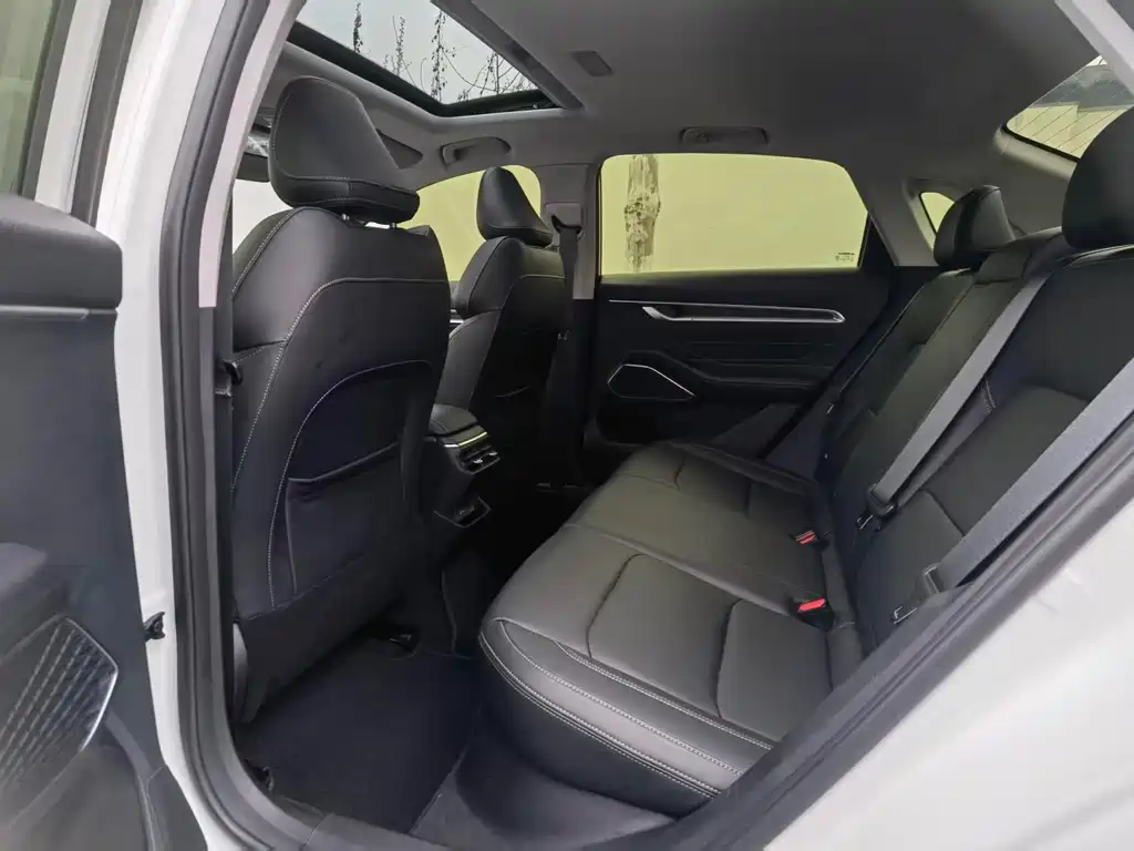 Geely Emgrand 2023 4th Generation Champion Edition 1.5L CVT Premium