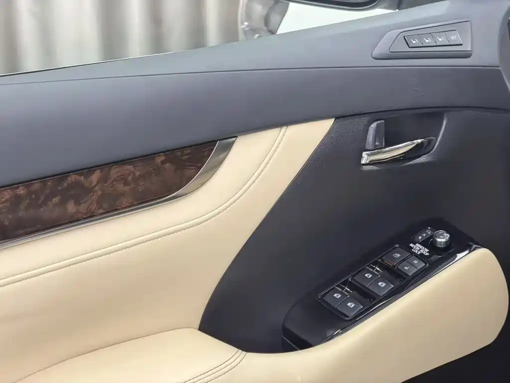 Toyota Vellfire 2019 Hybrid 2.5L HV Luxury Edition