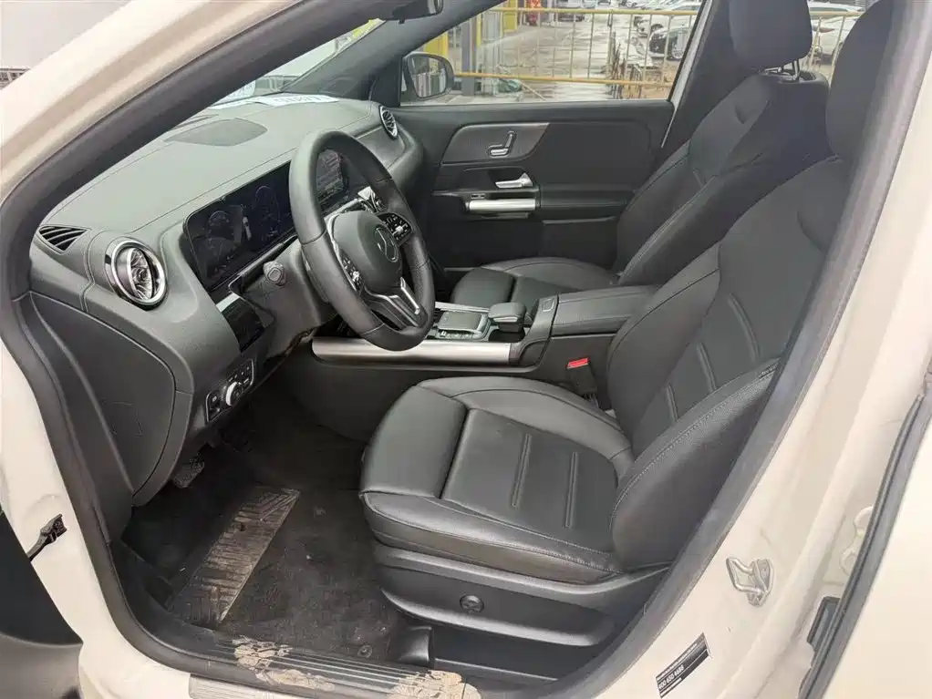 Mercedes-Benz GLA 200 2020