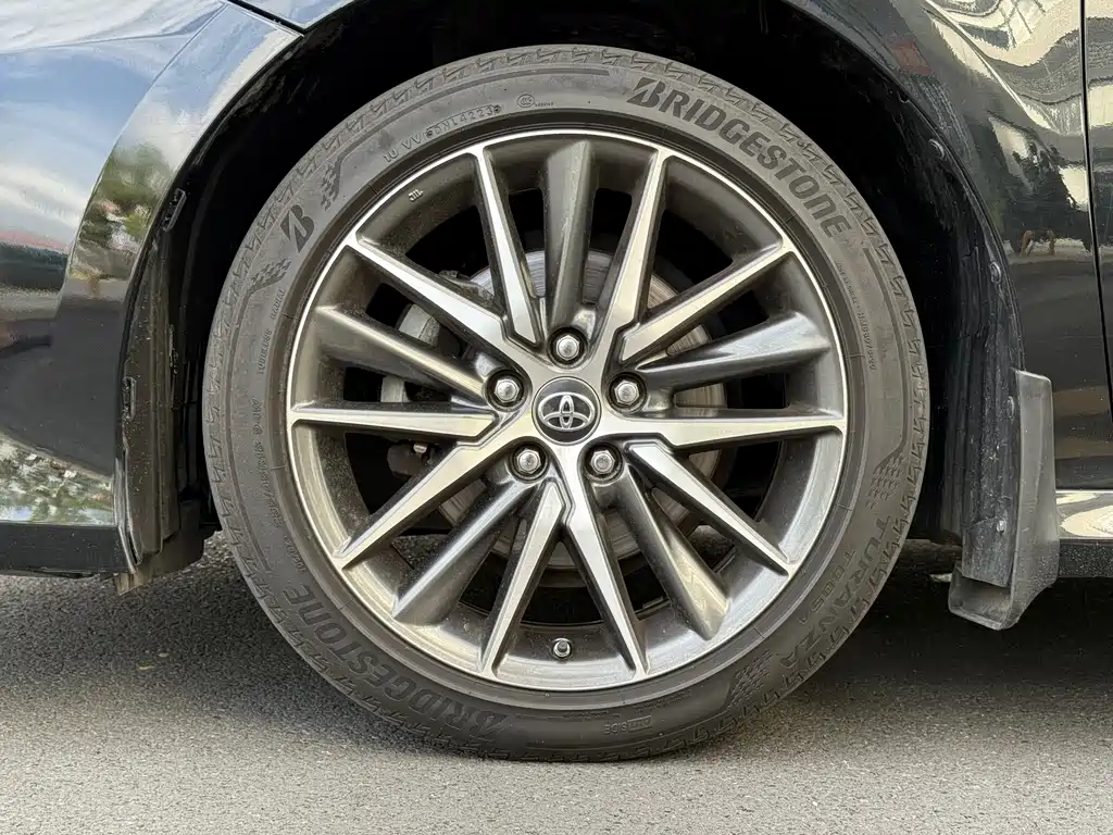 Camry 2021 2.5G Luxury Edition